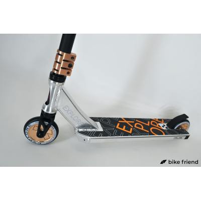 Самокат Explore Booger 300 сріблястий Самокат Explore Booger 300 сріблястий