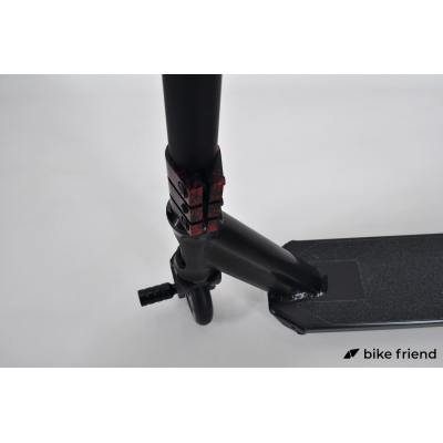 Самокат Explore Booger Prestige HD чорний Самокат Explore Booger Prestige HD чорний