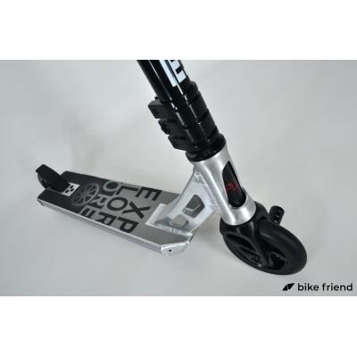 Самокат Explore Leone серый Самокат Explore Leone серый