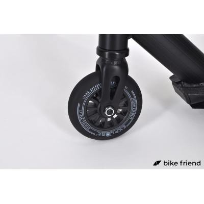 Самокат Explore Spade Deluxe II New чорний з жовтим Самокат Explore Spade Deluxe II New чорний з жовтим