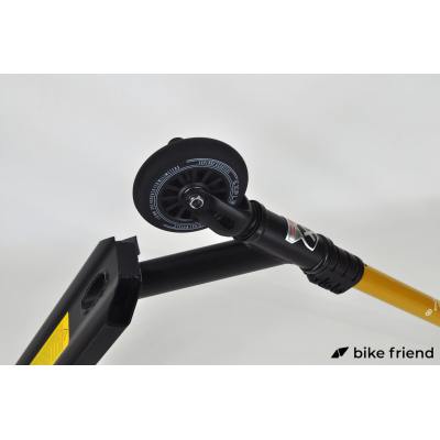 Самокат Explore Spade Deluxe II New чорний з жовтим Самокат Explore Spade Deluxe II New чорний з жовтим