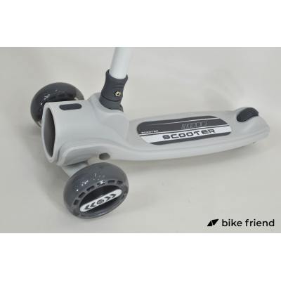 Самокат триколісний Maraton Flash City дитячий сірий Самокат триколісний Maraton Flash City дитячий сірий