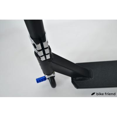 Самокат трюковый Explore Leidart Grand черно-синий Самокат трюковый Explore Leidart Grand черно-синий