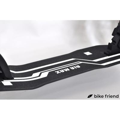 Самокат Maraton Air Max черный Самокат Maraton Air Max черный