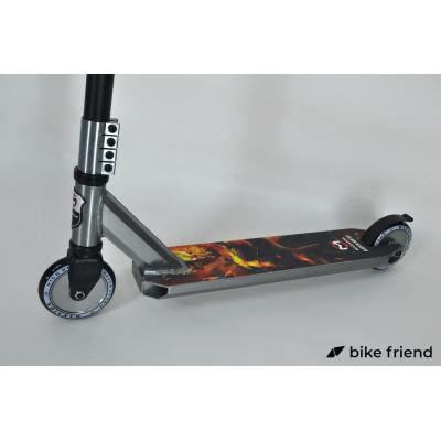 Самокат Maraton Blazer сірий Самокат Maraton Blazer сірий