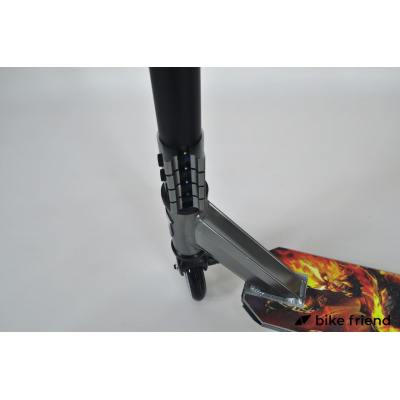 Самокат Maraton Blazer сірий Самокат Maraton Blazer сірий