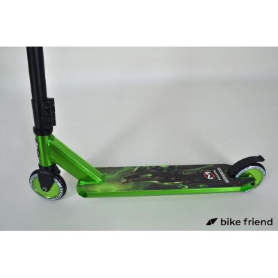 Самокат Maraton Blazer зеленый Самокат Maraton Blazer зеленый