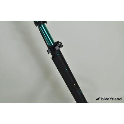 Самокат Maraton Cardinal чорний з бірюзовим Самокат Maraton Cardinal чорний з бірюзовим