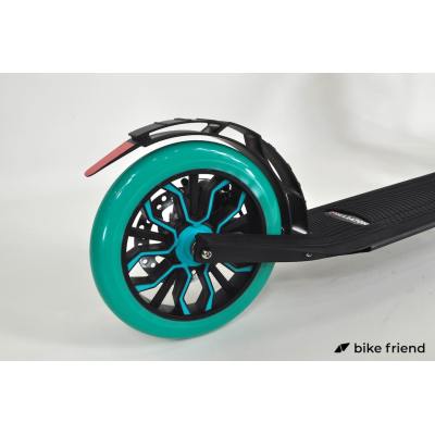 Самокат Maraton Cardinal чорний з бірюзовим Самокат Maraton Cardinal чорний з бірюзовим