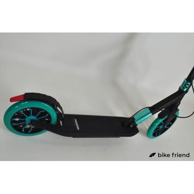 Самокат Maraton Cardinal чорний з бірюзовим Самокат Maraton Cardinal чорний з бірюзовим