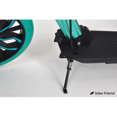 Самокат Maraton Cardinal чорний з бірюзовим Самокат Maraton Cardinal чорний з бірюзовим