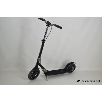 Самокат Maraton Cardinal черный с серым Самокат Maraton Cardinal черный с серым