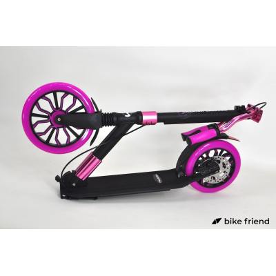 Самокат Maraton Cardinal чорний з рожевим Самокат Maraton Cardinal чорний з рожевим