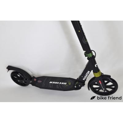 Самокат Maraton Decider чорний Самокат Maraton Decider чорний