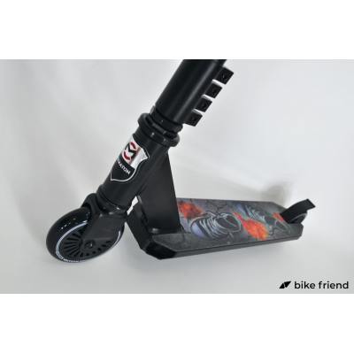 Самокат Maraton District Кросівки Самокат Maraton District Кросівки