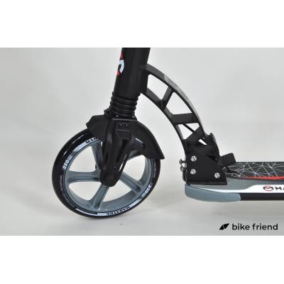 Самокат Maraton Dynamic Disc чорний Самокат Maraton Dynamic Disc чорний