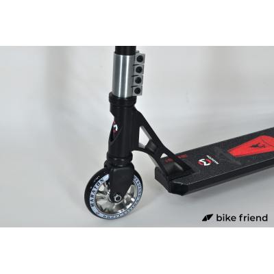 Самокат Maraton G-Star черный Самокат Maraton G-Star черный