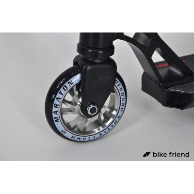 Самокат Maraton G-Star черный Самокат Maraton G-Star черный