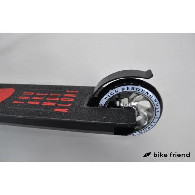 Самокат Maraton G-Star черный Самокат Maraton G-Star черный