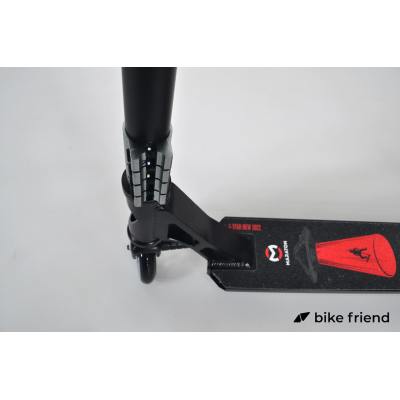 Самокат Maraton G-Star черный Самокат Maraton G-Star черный