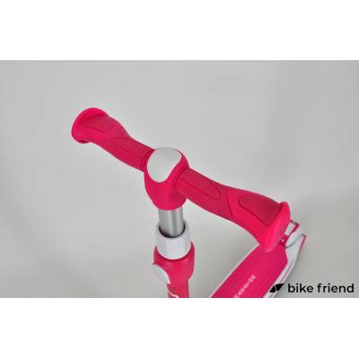 Самокат трехколесный Maraton Global G розово-белый Самокат трехколесный Maraton Global G розово-белый