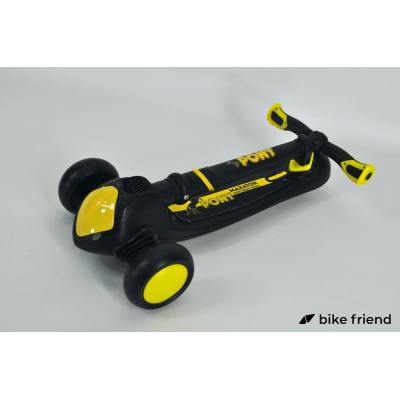Трехколесный самокат Maraton Pony желтый с черным Трехколесный самокат Maraton Pony желтый с черным