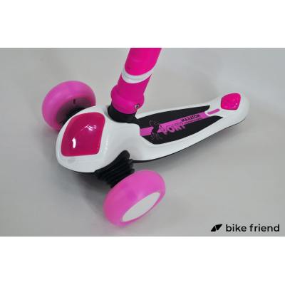 Детский трехколесный самокат Maraton Pony G розовый Детский трехколесный самокат Maraton Pony G розовый
