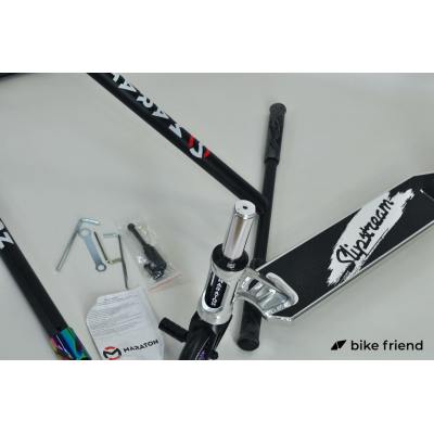 Самокат Maraton Slip Stream сріблястий Самокат Maraton Slip Stream сріблястий