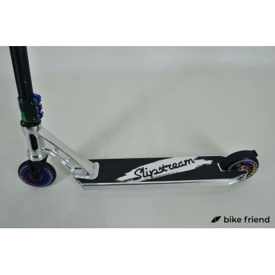 Самокат Maraton Slip Stream сріблястий Самокат Maraton Slip Stream сріблястий