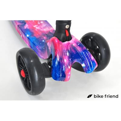 Самокат трехколесный Maraton Smart Розовый Космос Самокат трехколесный Maraton Smart Розовый Космос