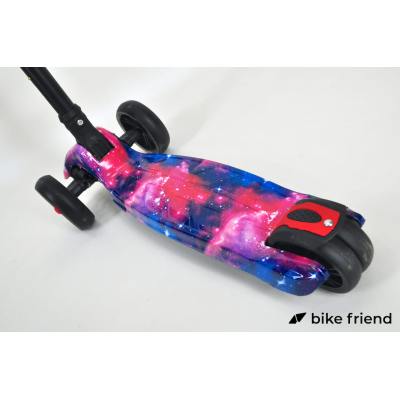 Самокат трехколесный Maraton Smart Розовый Космос Самокат трехколесный Maraton Smart Розовый Космос