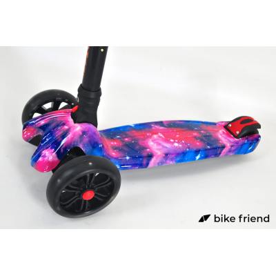 Самокат трехколесный Maraton Smart Розовый Космос Самокат трехколесный Maraton Smart Розовый Космос