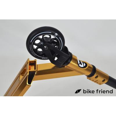 Самокат Maraton Trigger золотистый Самокат Maraton Trigger золотистый