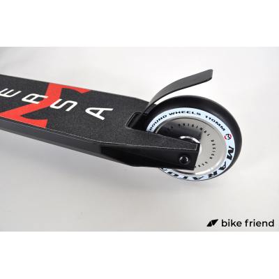 Самокат Maraton Versa чорний Самокат Maraton Versa чорний