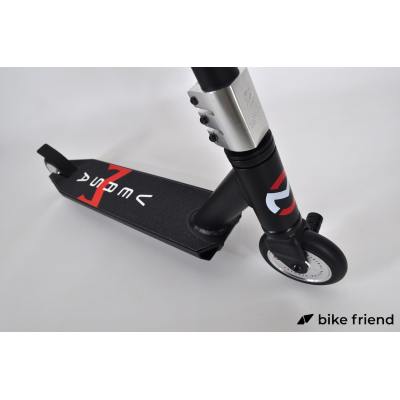 Самокат Maraton Versa чорний Самокат Maraton Versa чорний