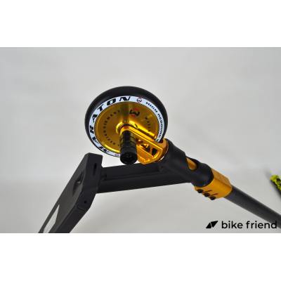 Самокат Maraton Wall Ride золотий Самокат Maraton Wall Ride золотий