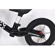 Беговел Maraton Royal Carbon 12" черный